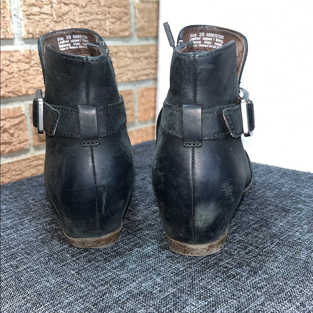 Dansko Lia Black Nubuck Ankle Boots Hidden Wedge Comfort Booties EU 39 8.5 - Picture 4 of 9